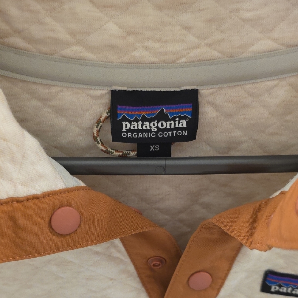 Patagonia Quilted Pullover in Cream - Picture 2 of 4